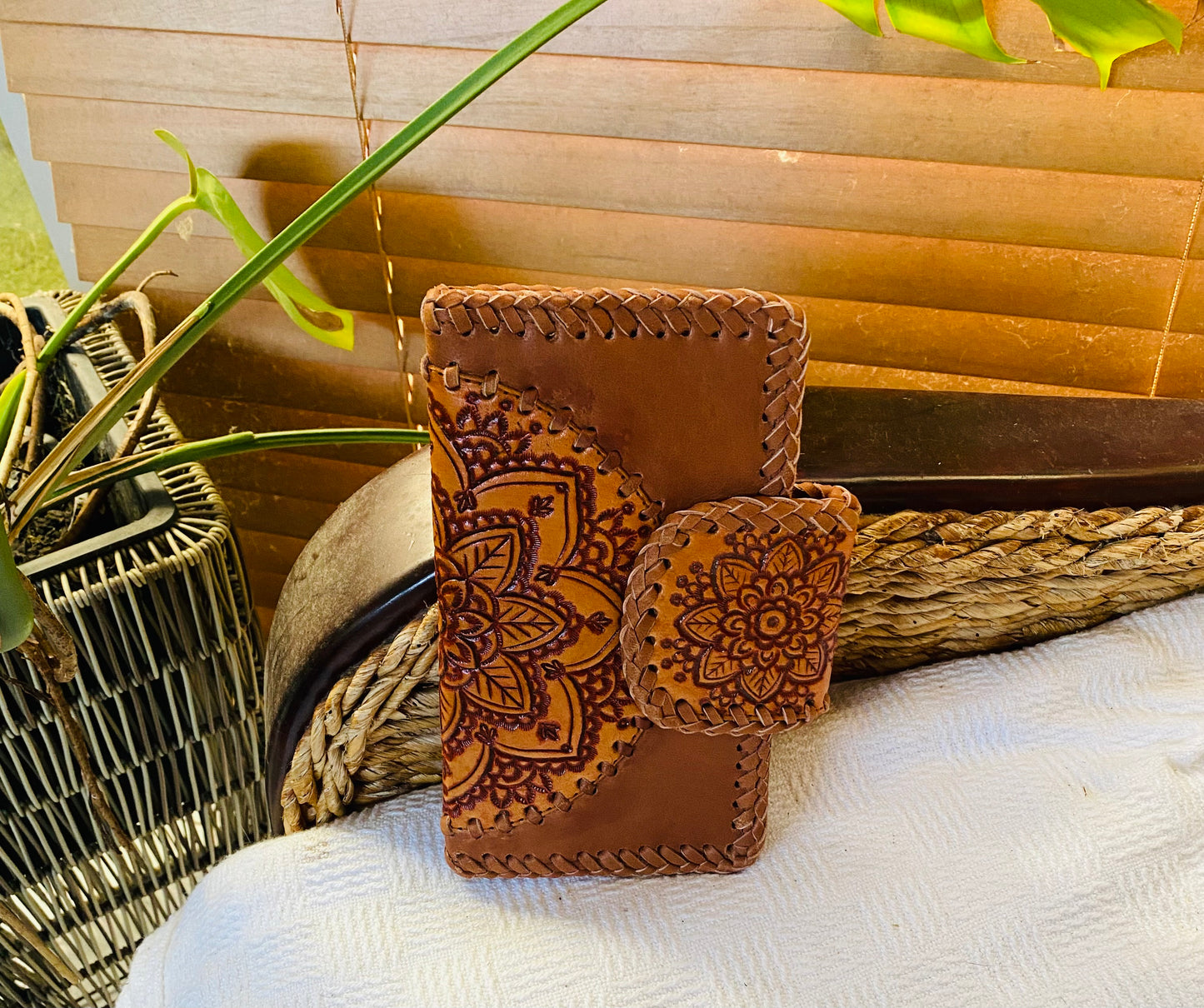 Aloha Mandala Leather Wallet Rustic Brown Plaid Stitching