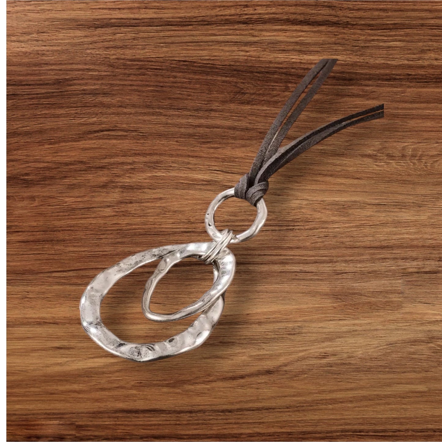 Pendant Necklace Triple Ring Design