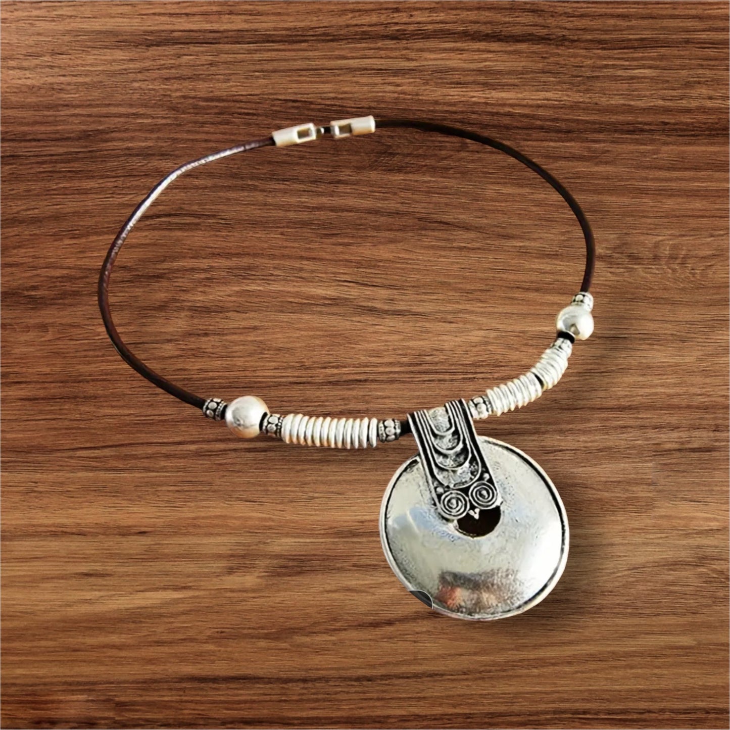 Pendant Necklace Choker Design