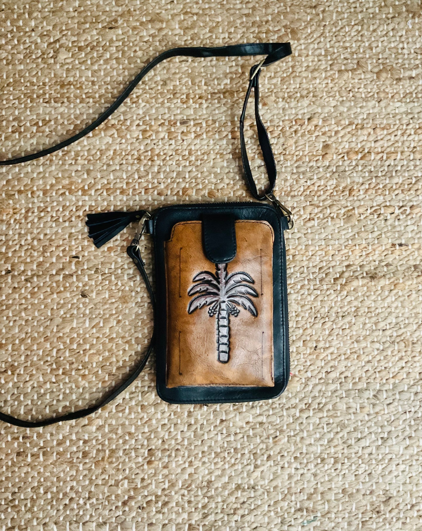 Ohana Palms Travel Wallet Phone Pouch Bag Black