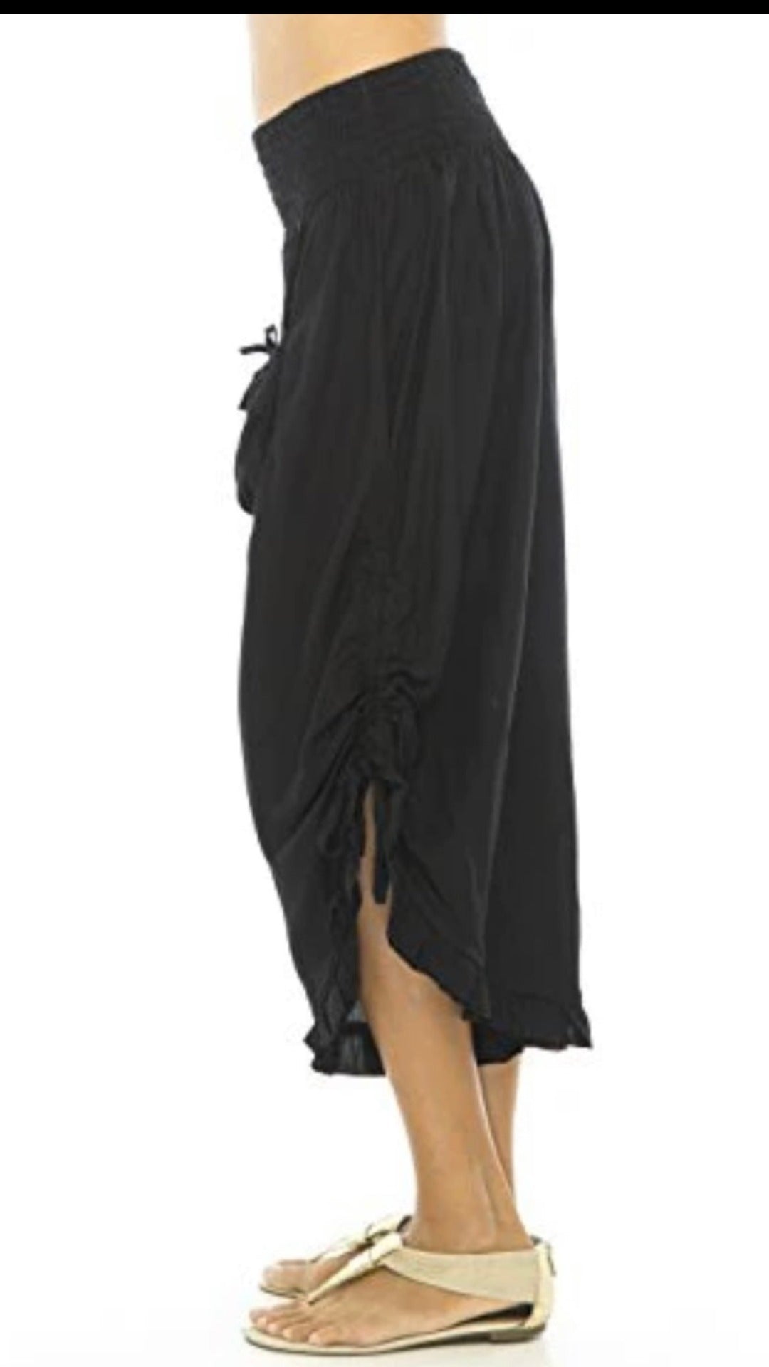 Ruffle Hem Cropped Pants Black