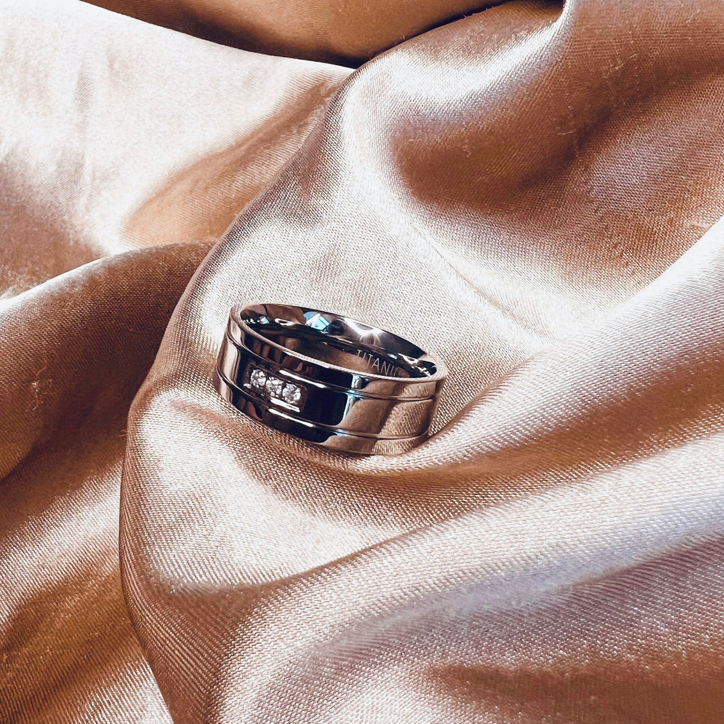 Titanium Ring Cubic Zirconia