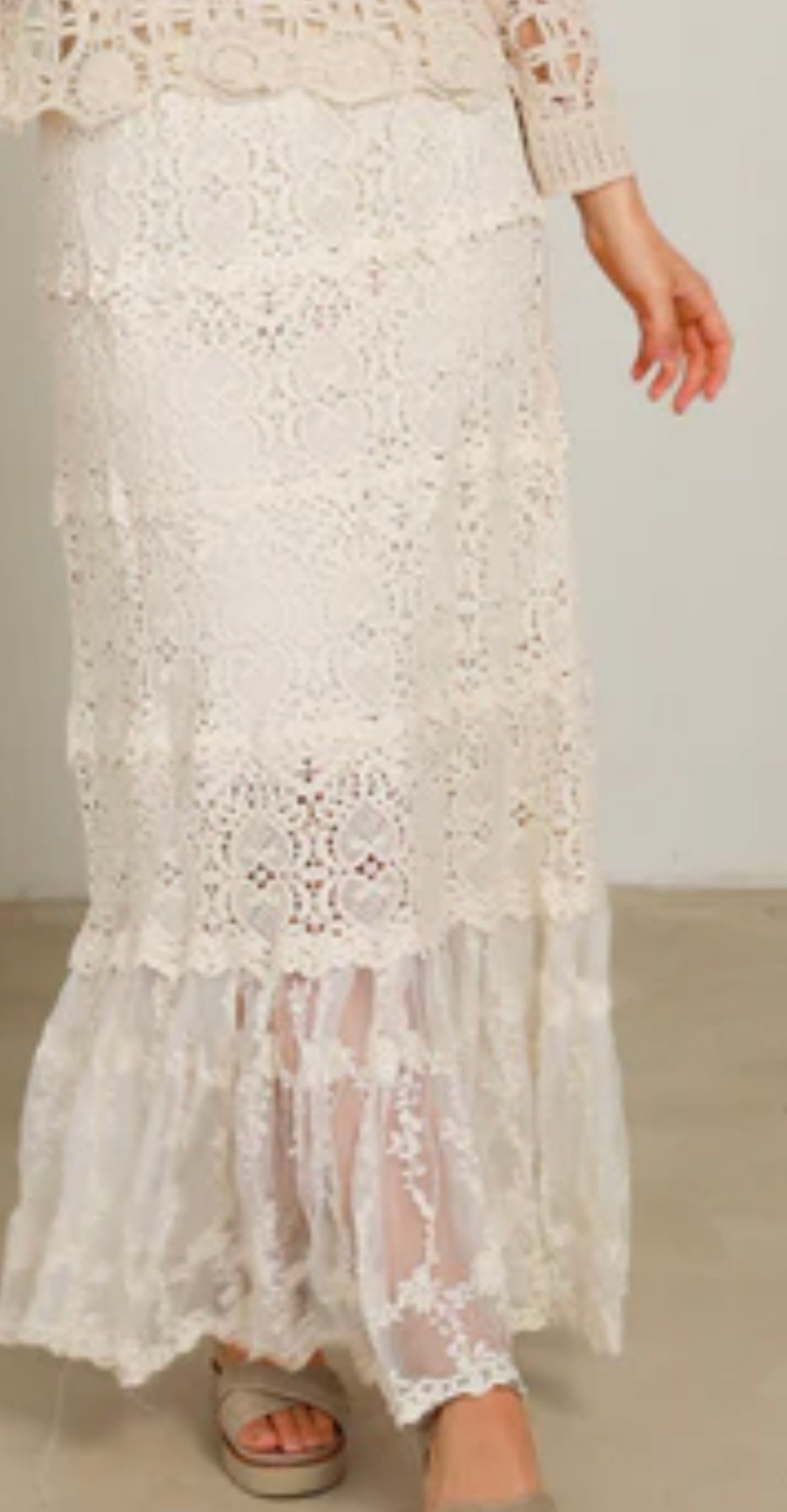 Lace Maxi Skirt Cream