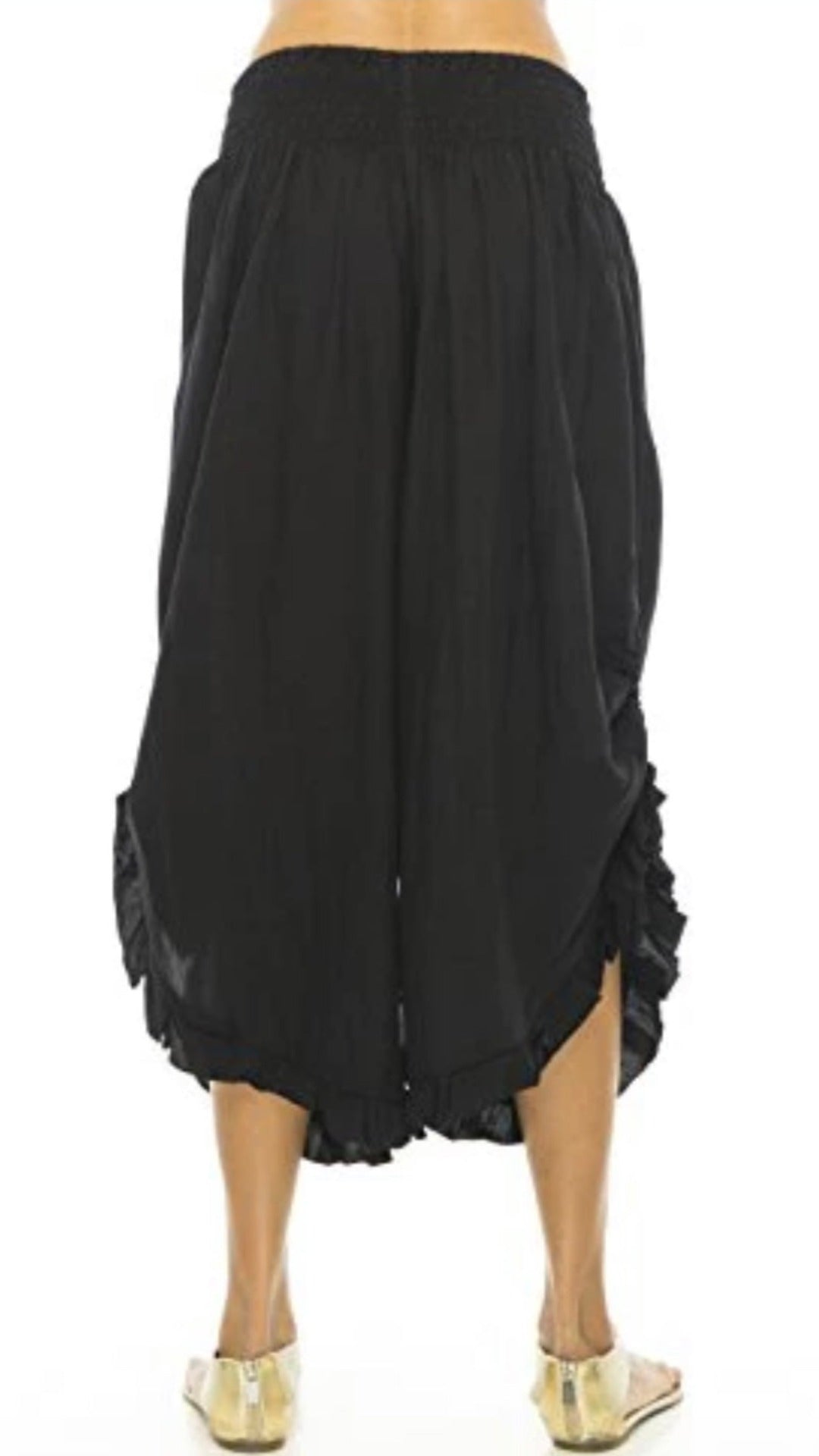 Ruffle Hem Cropped Pants Black