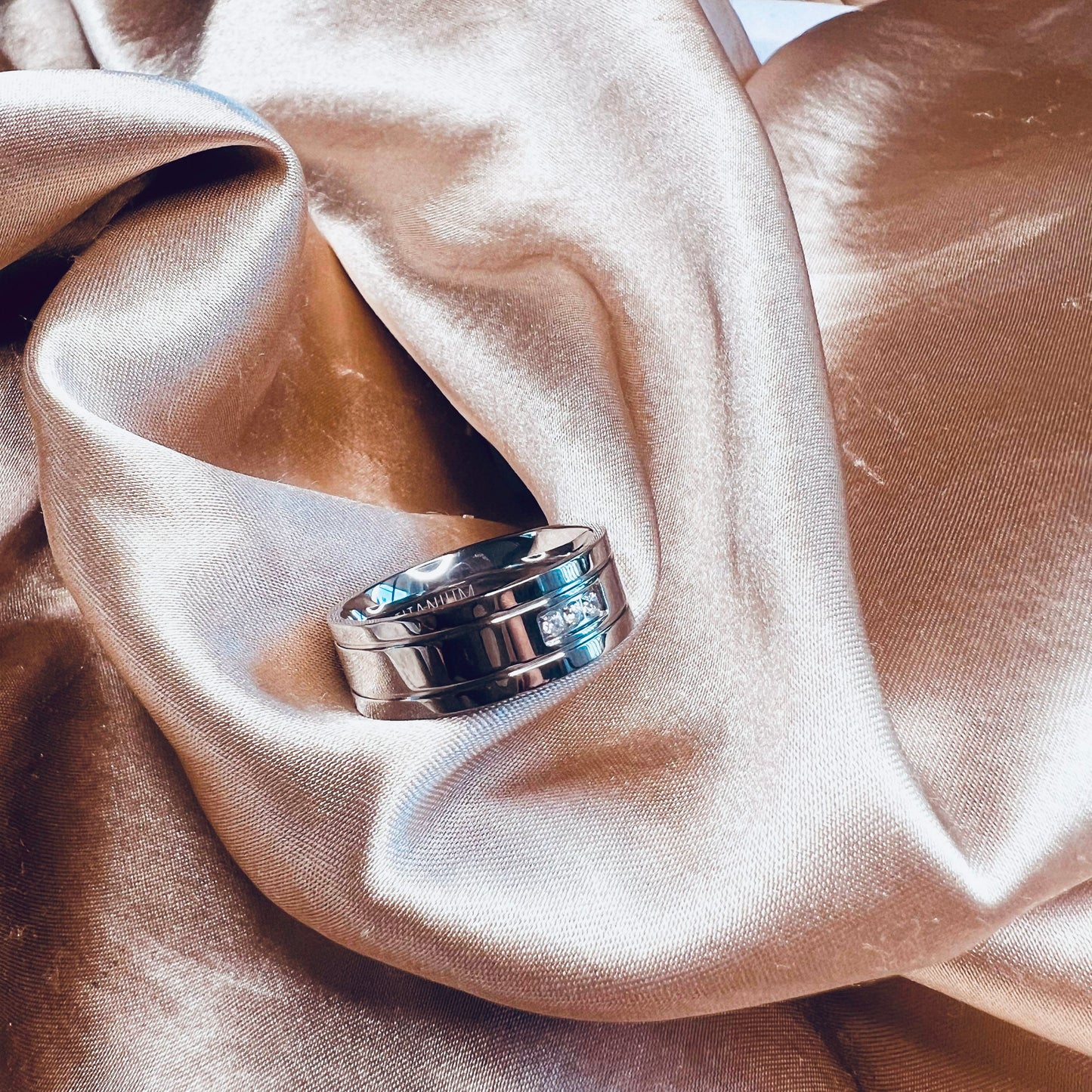 Titanium Ring Cubic Zirconia