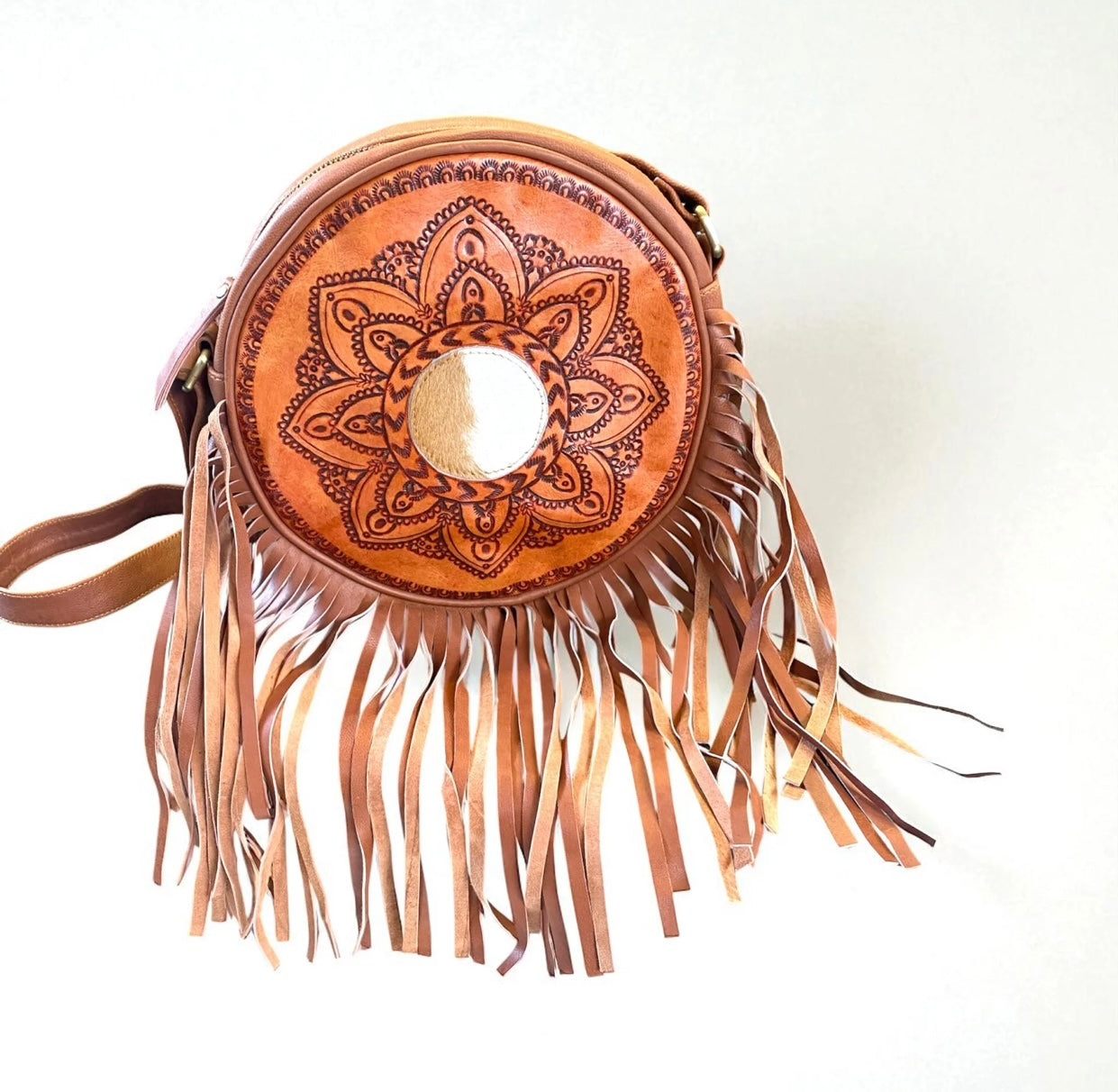 Western Round Leather Bag
Natural Brown